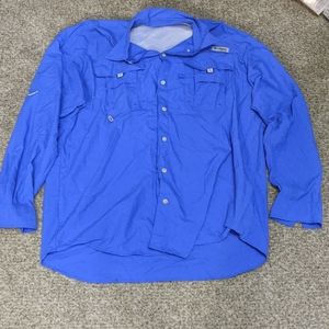 Columbia performance fishing gear button down!